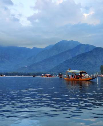 Srinagar Taxi Service